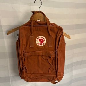 Fjallraven Kanken Classic 550 Autumn Leaf Backpack Style 23510.